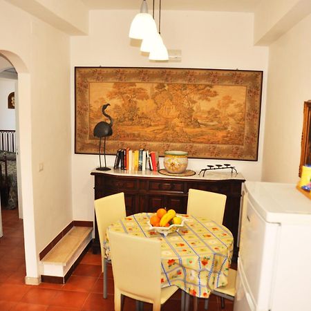 Villa Laura Sea View Apartments Santa Maria di Castellabate Chambre photo