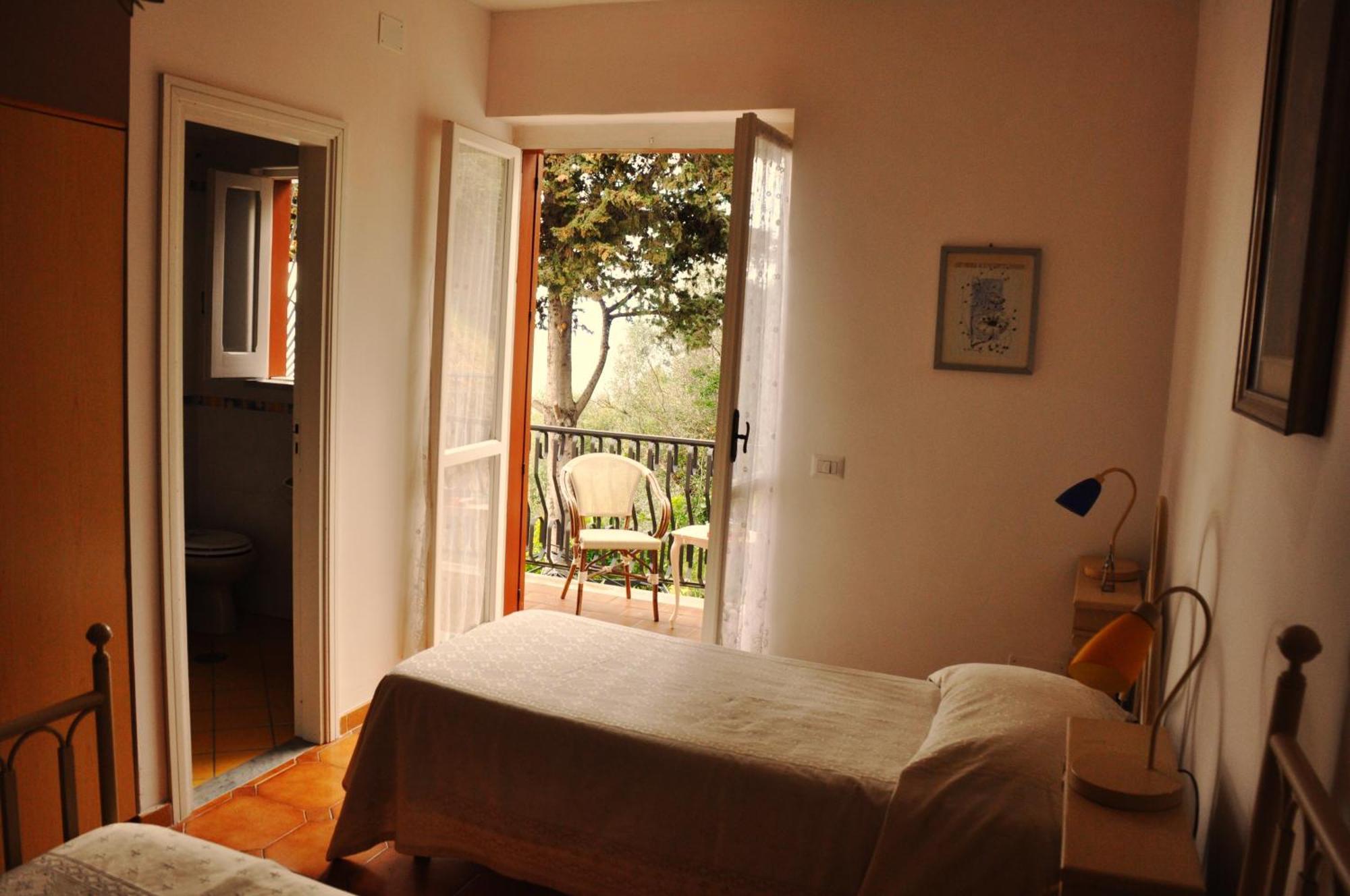 Villa Laura Sea View Apartments Santa Maria di Castellabate Chambre photo