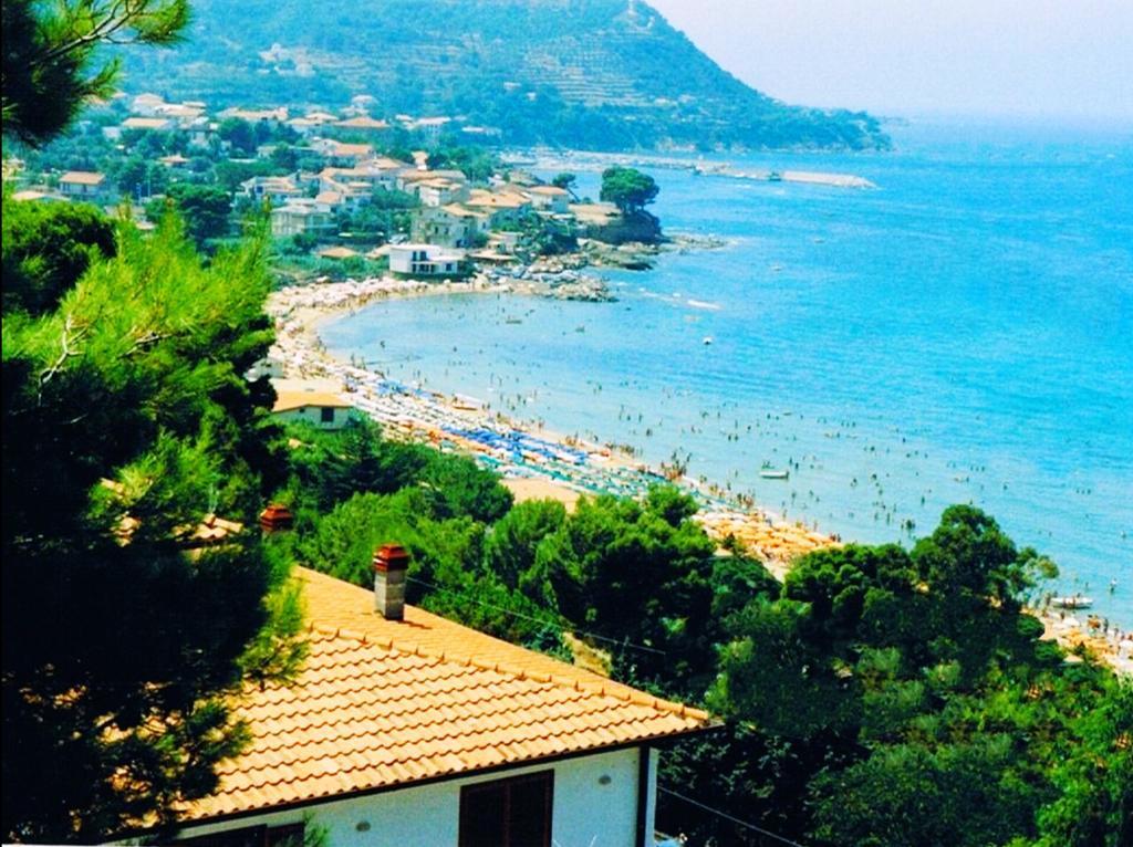 Villa Laura Sea View Apartments Santa Maria di Castellabate Extérieur photo