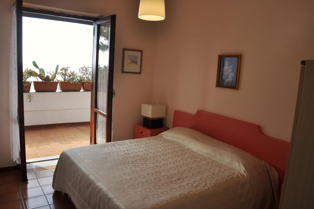 Villa Laura Sea View Apartments Santa Maria di Castellabate Extérieur photo