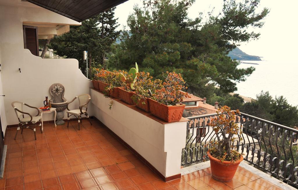 Villa Laura Sea View Apartments Santa Maria di Castellabate Extérieur photo