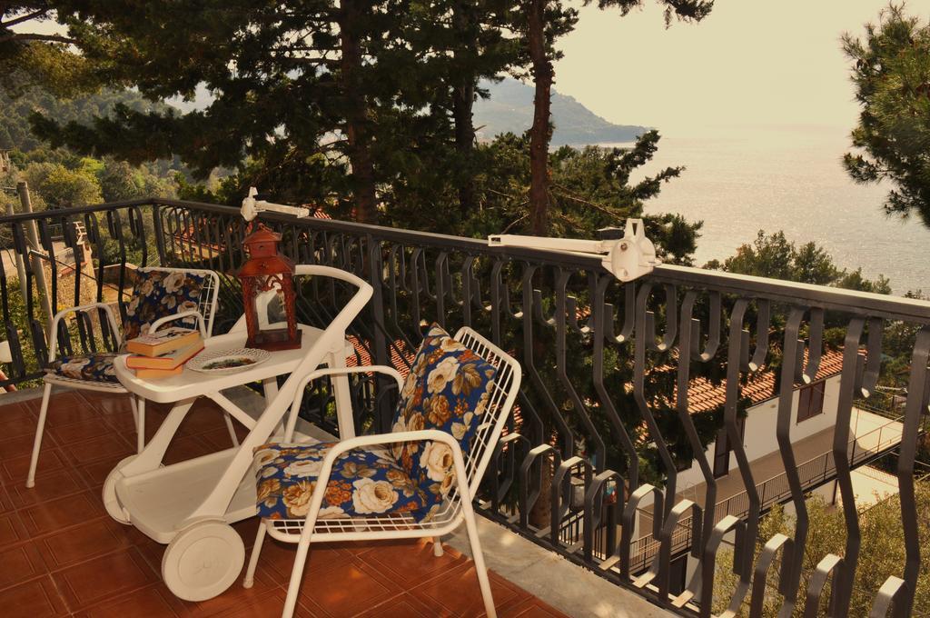 Villa Laura Sea View Apartments Santa Maria di Castellabate Extérieur photo